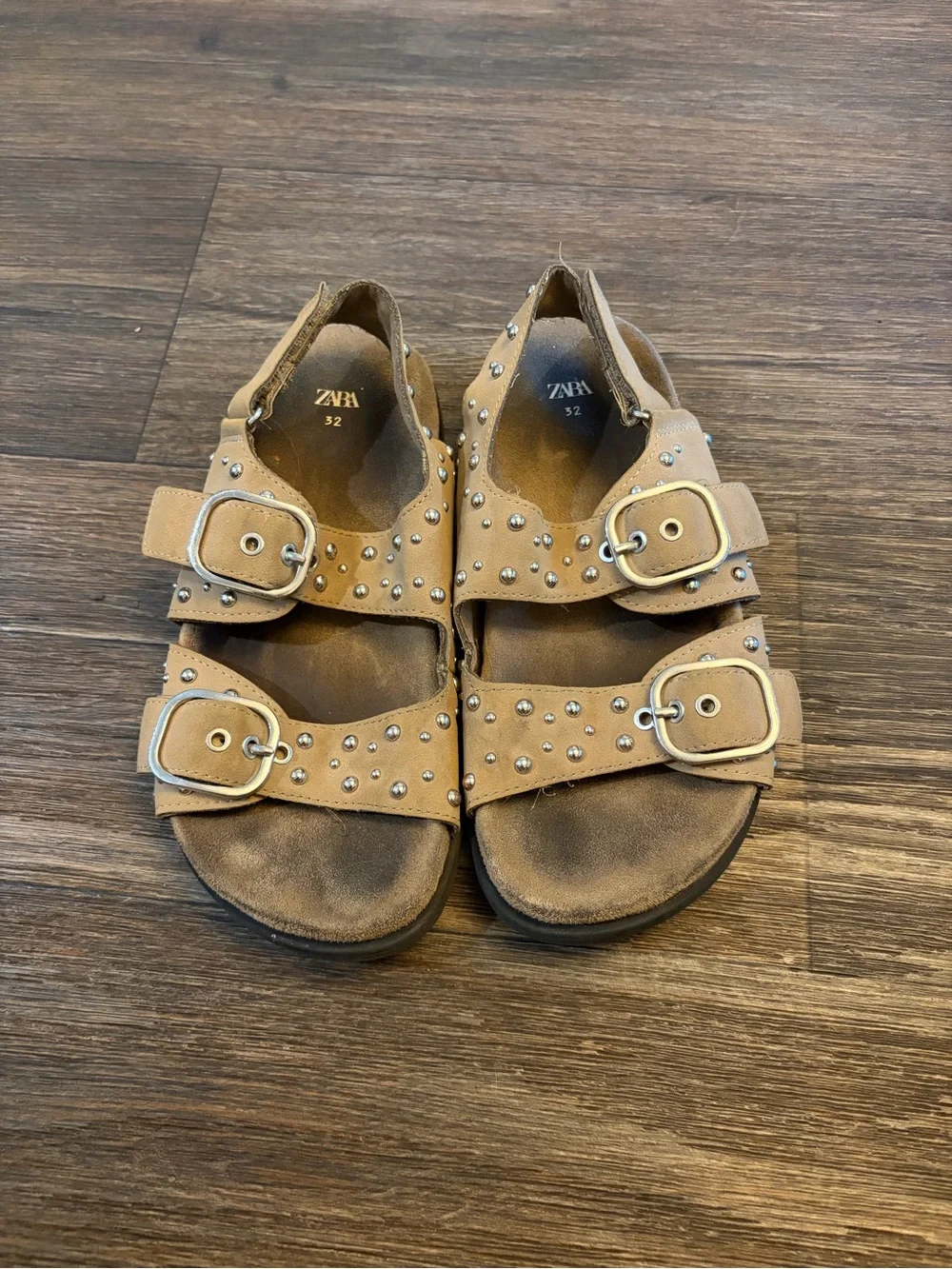 Zara comfortable tan